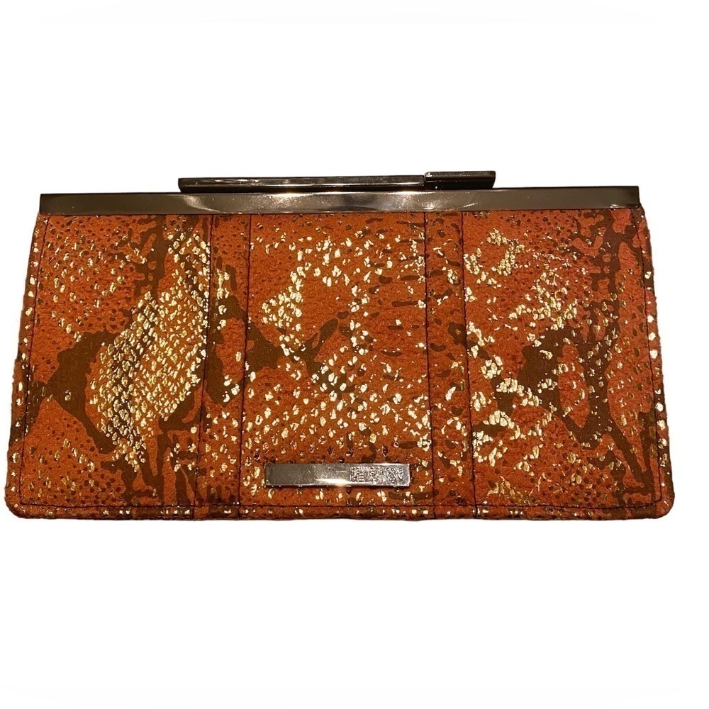 Kenneth Cole Reaction Clutch Wallet